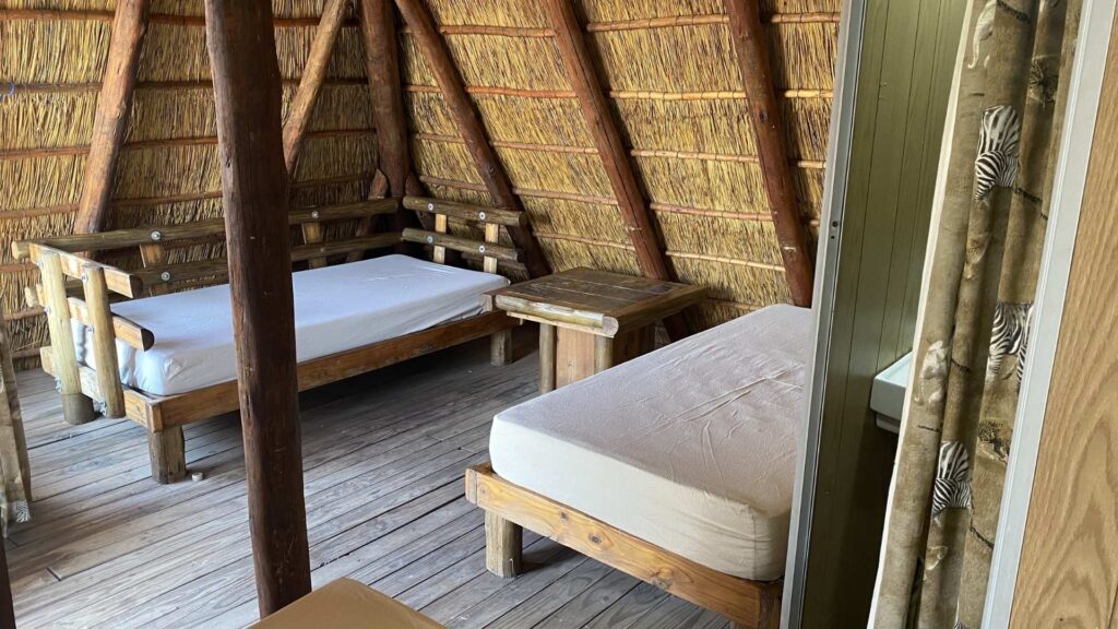 Slypsteen safaris beds
